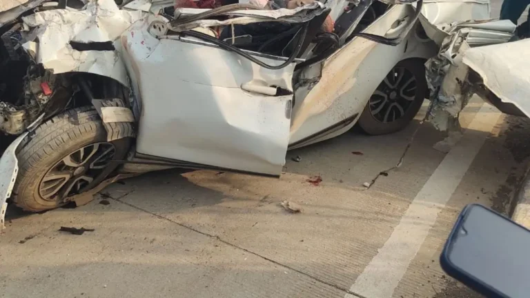 cg live news today : धमतरी सड़क हादसे में कोबरा के चारों जवान गए, ट्रक से भिड़ी कार