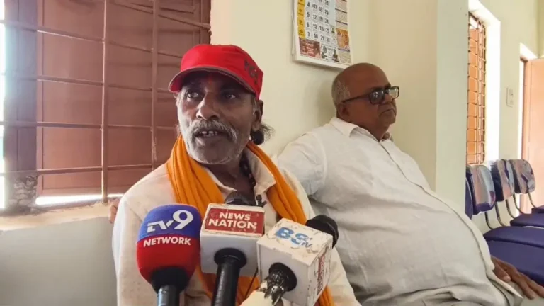 cg live news today : धमतरी स्कूल कांड: 35 बच्चों ने खुद काटे हाथ, जांच तेज