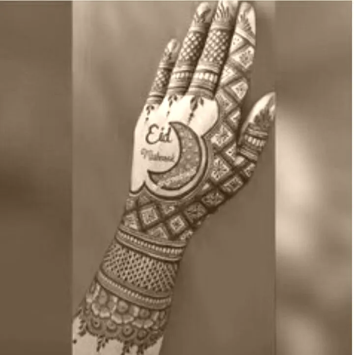 back hand simple mehndi designs