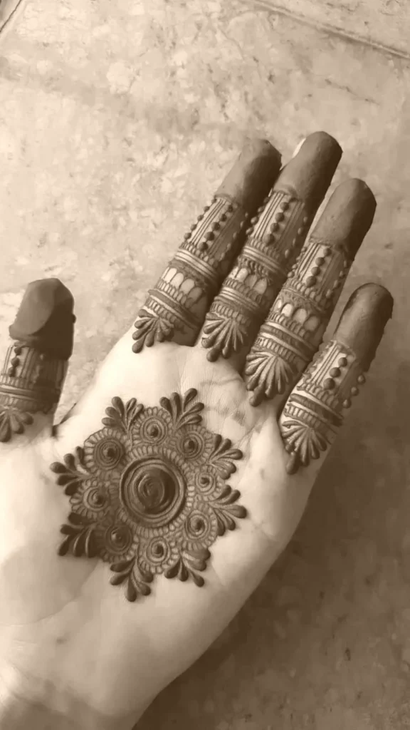 mehndi design simple back hand