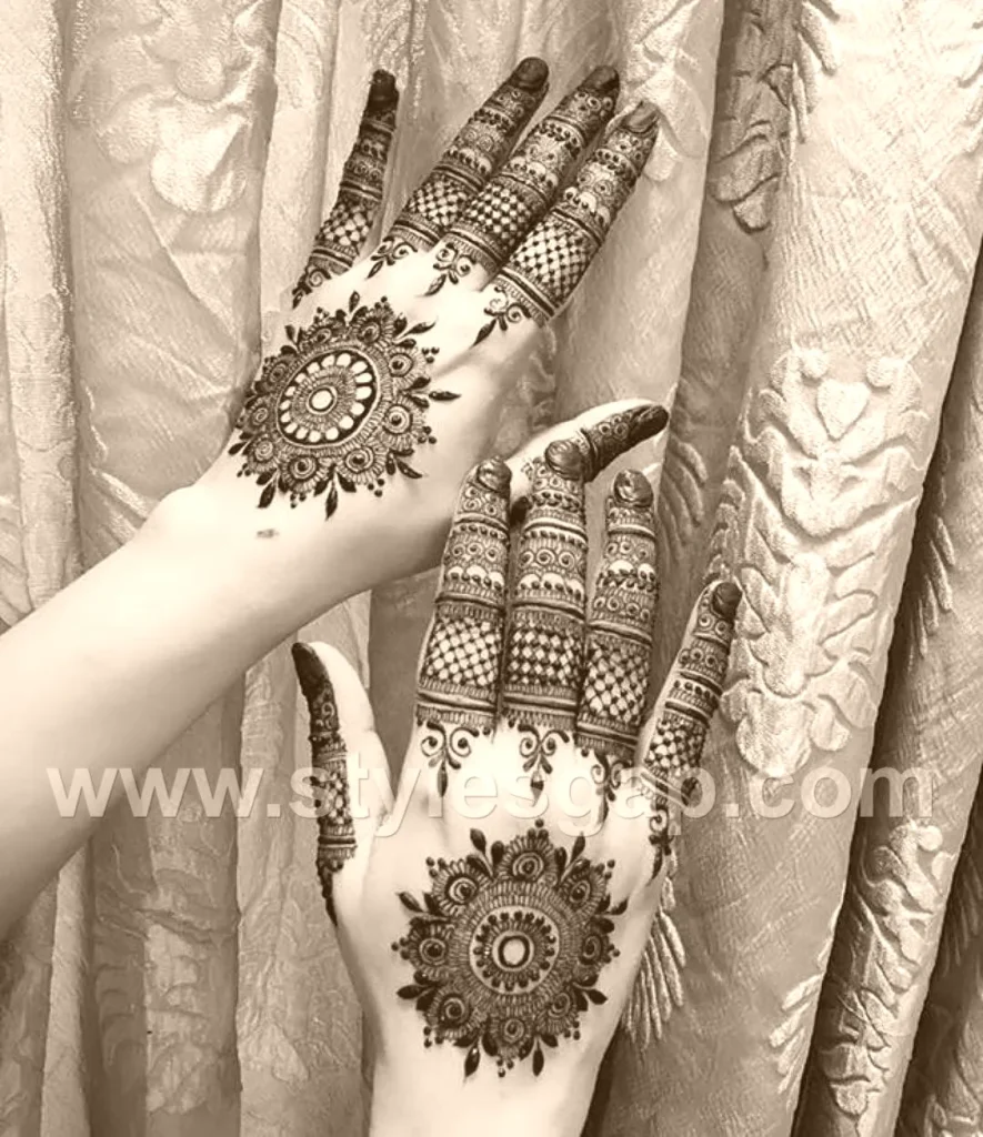 mehndi design front hand