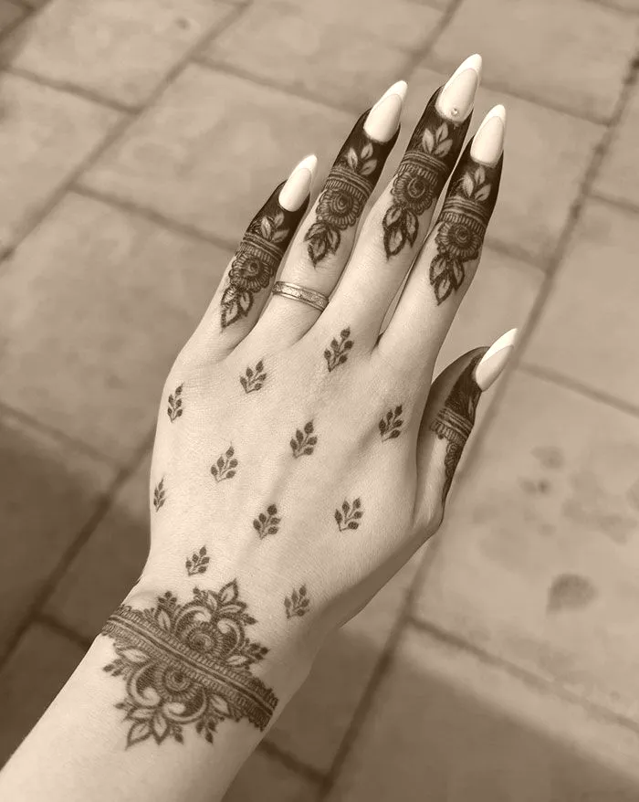 simple mehndi designs