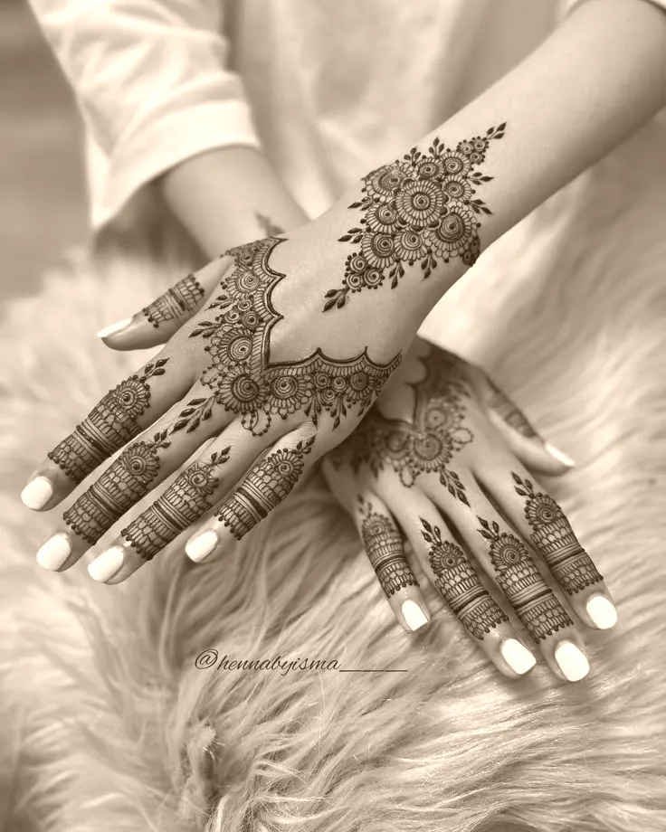 mehndi easy design​ 