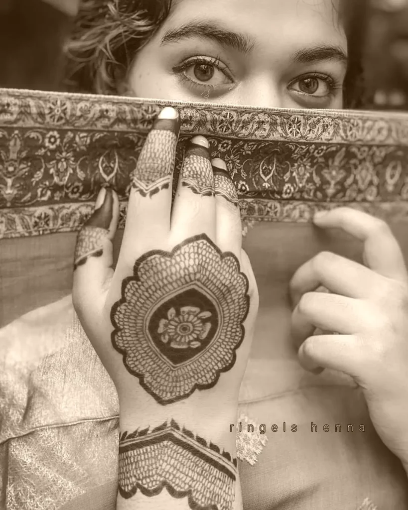 simple mehndi designs