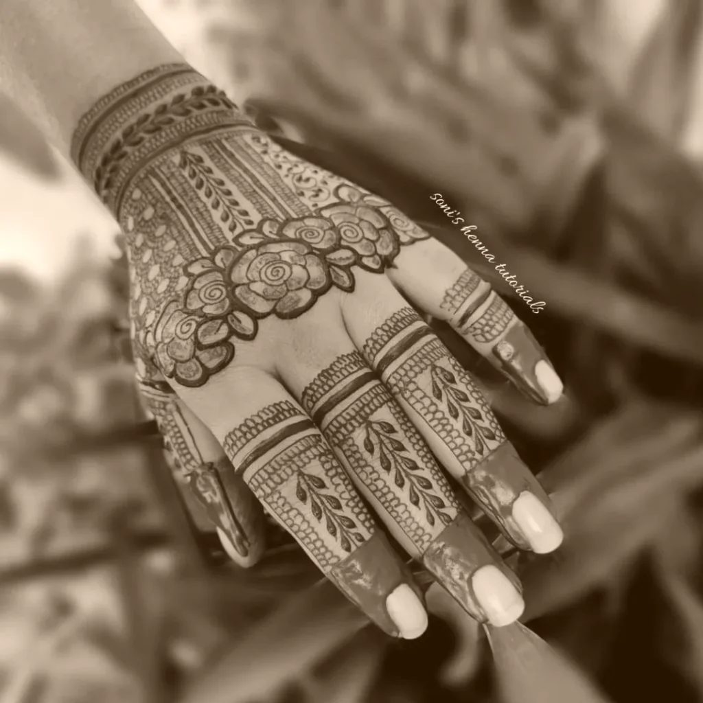 mehndi easy design​ 