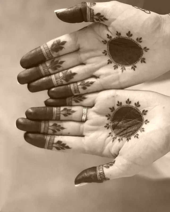 back hand simple mehndi designs