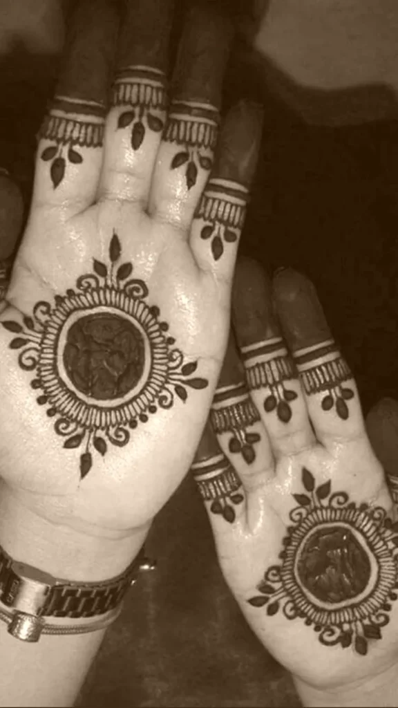 mehndi design simple