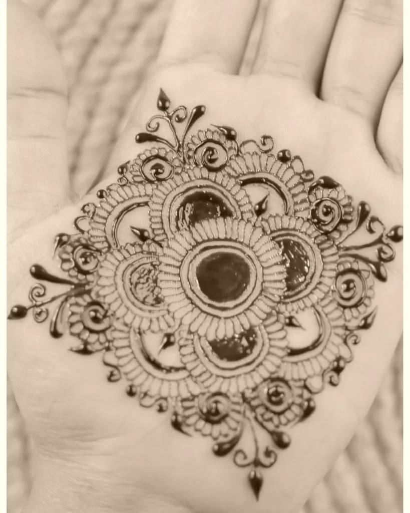 easy arabic mehndi design