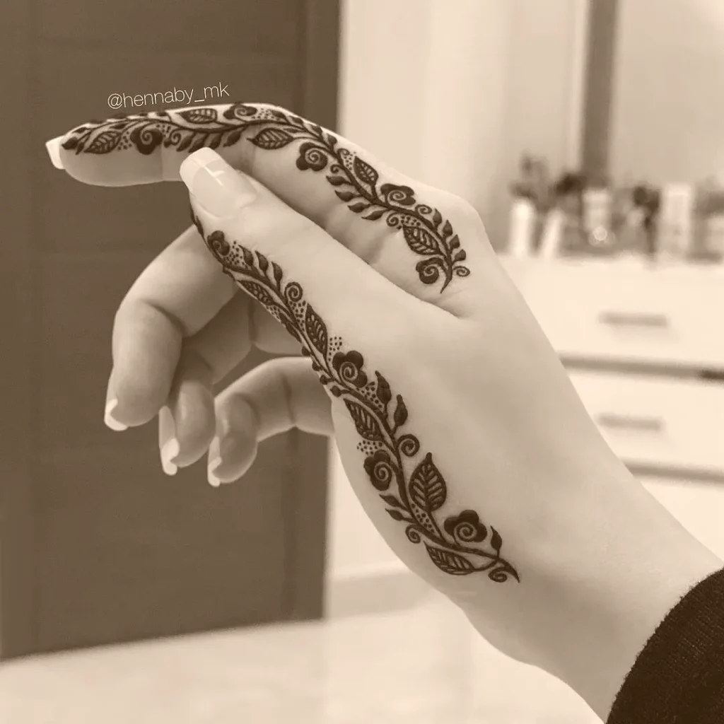 mehndi easy design​ 