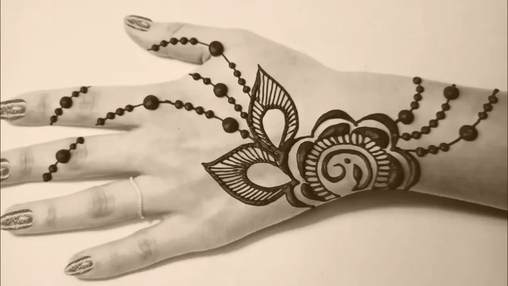 mehndi easy design​ 