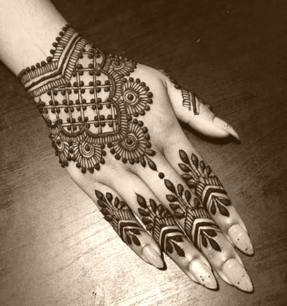 mehndi easy design​ 