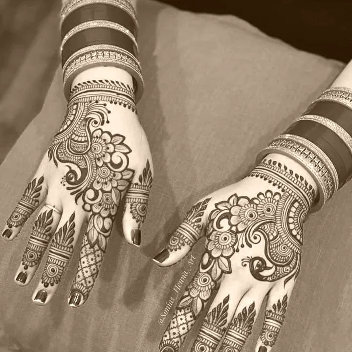 
mehndi bridal designs